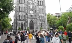 Khách đến Hà Nội 10 tháng đầu năm vượt cả năm 2024